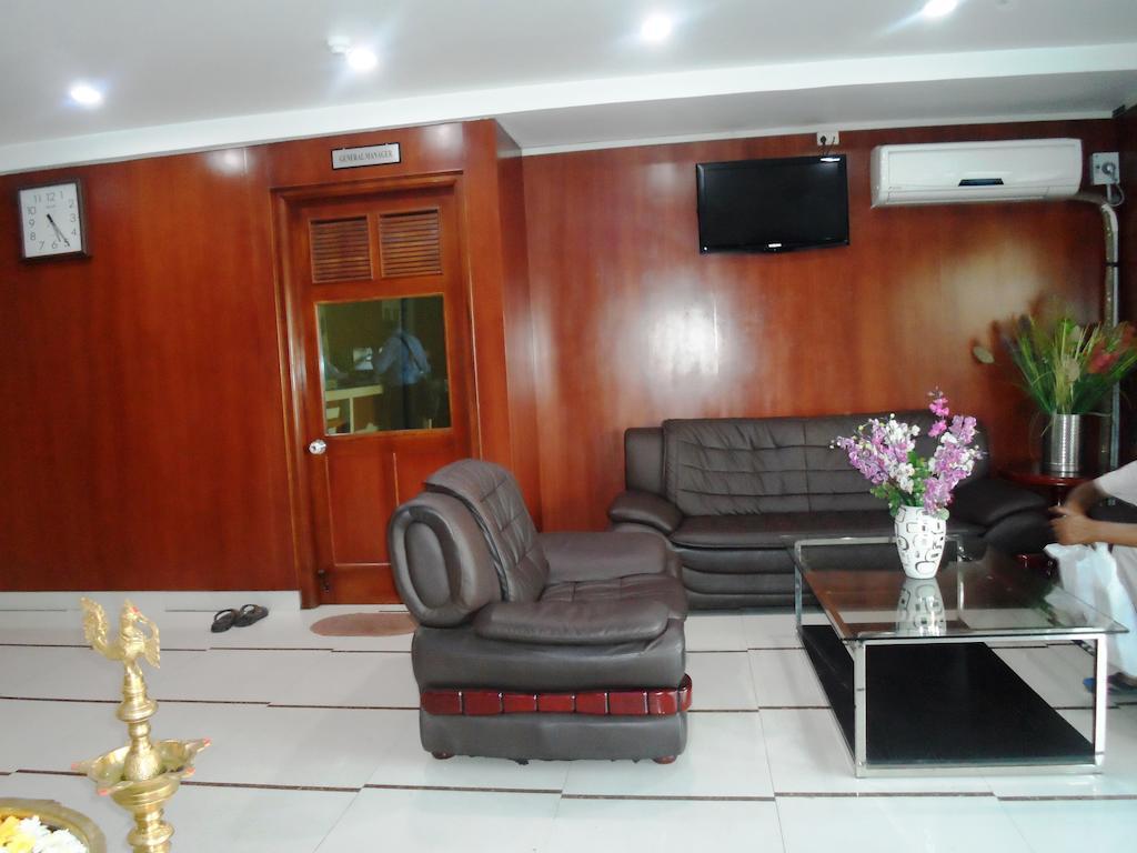 Psr Hotel Tirupati Esterno foto