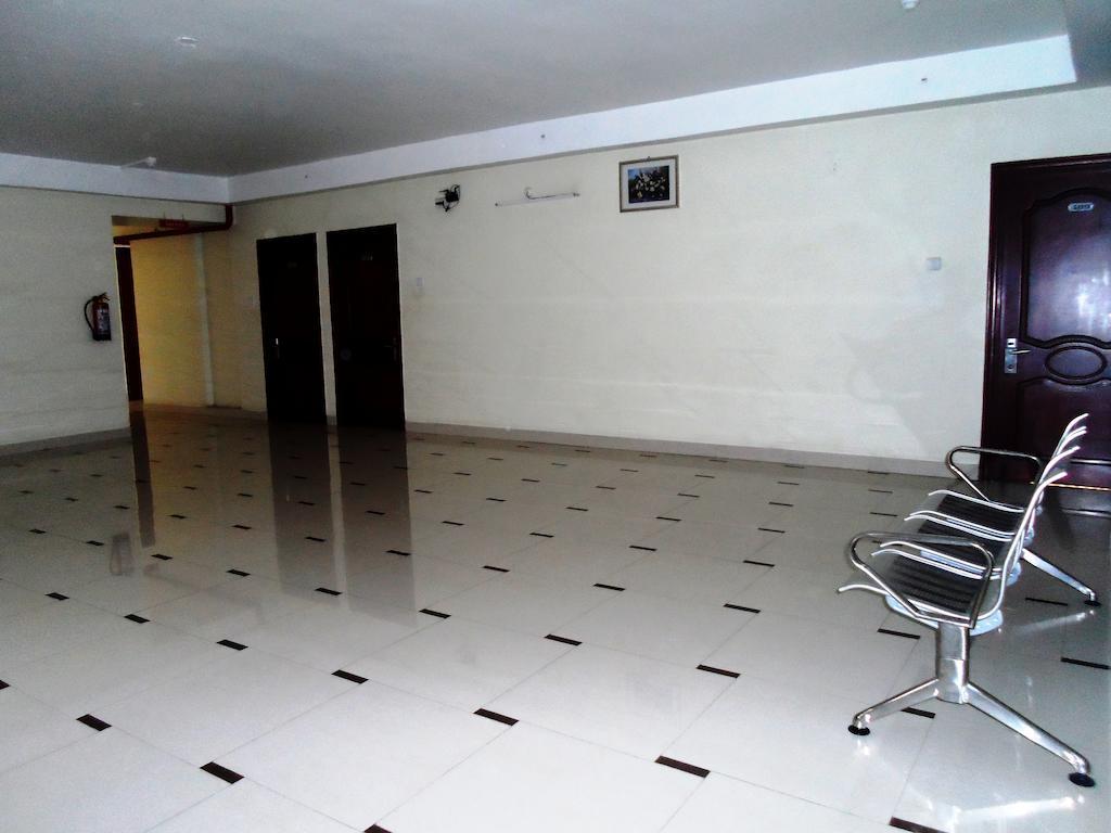 Psr Hotel Tirupati Esterno foto